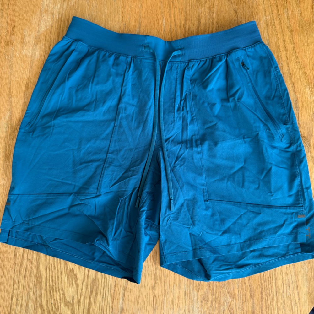 Lululemon Mens License To Train Linerless Short Size L Blue Athletic Workout - Picture 2 of 12